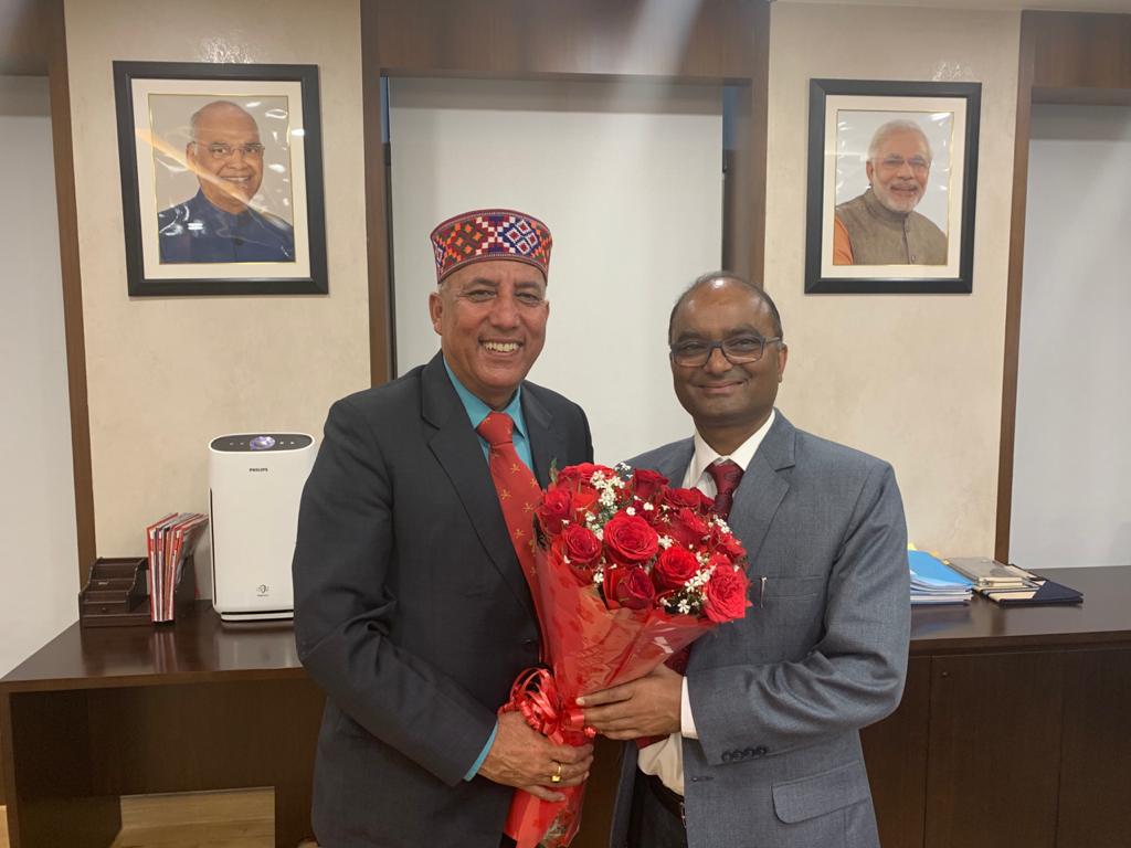 Brigadier Khushal Thakur, YSM (Retd), CMD HIMPESCO with Sh. Nand Lal Sharma, CMD SJVN Ltd, The  Largest Principal Employer of HIMPESCO